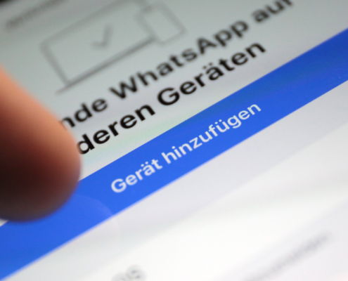 Bis zu f+nf Ger#te mit WhatsApp verbinden
